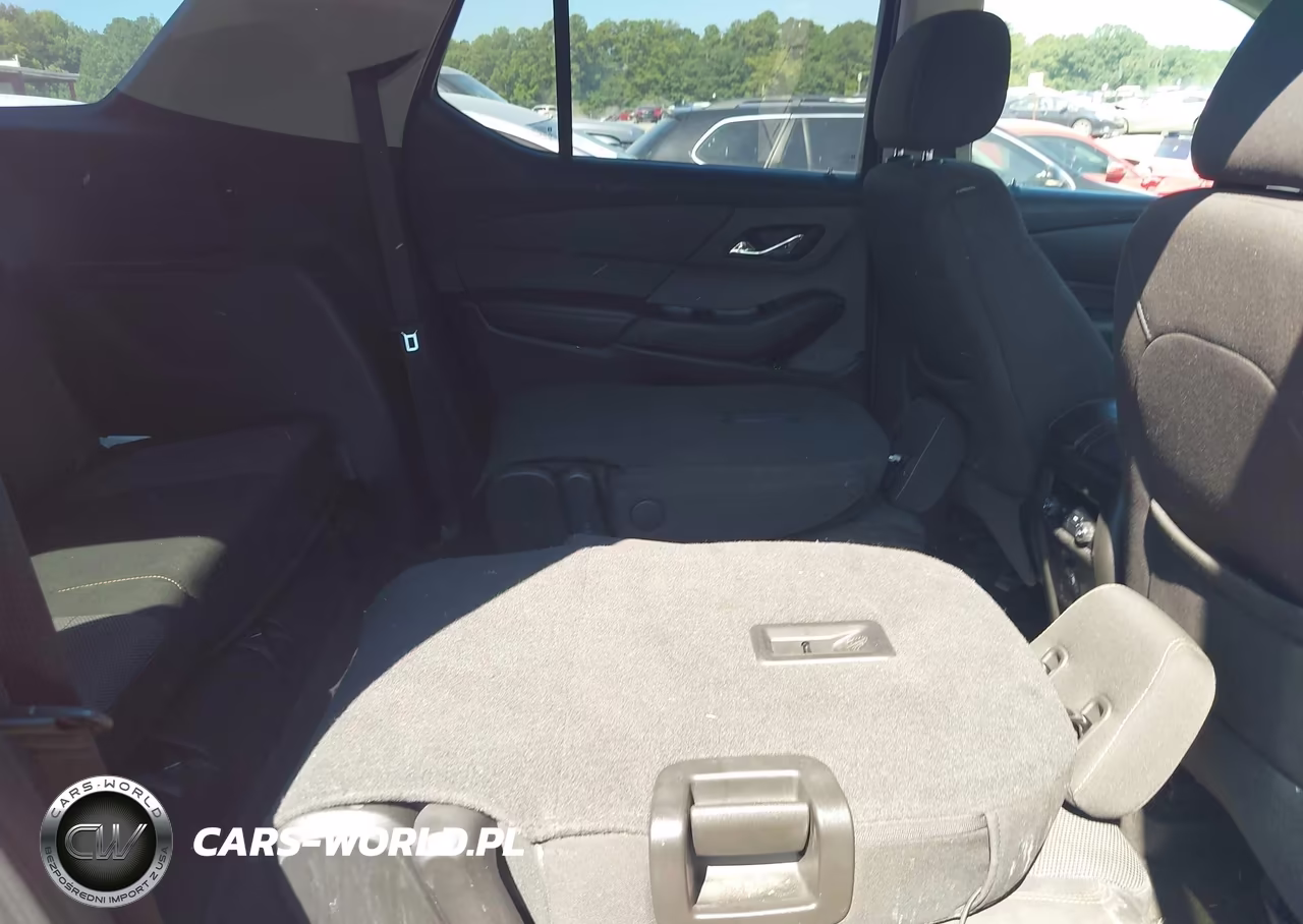 2018 Chevrolet Traverse Lt Cloth VIN:1GNERGKW1JJ140664 - 8