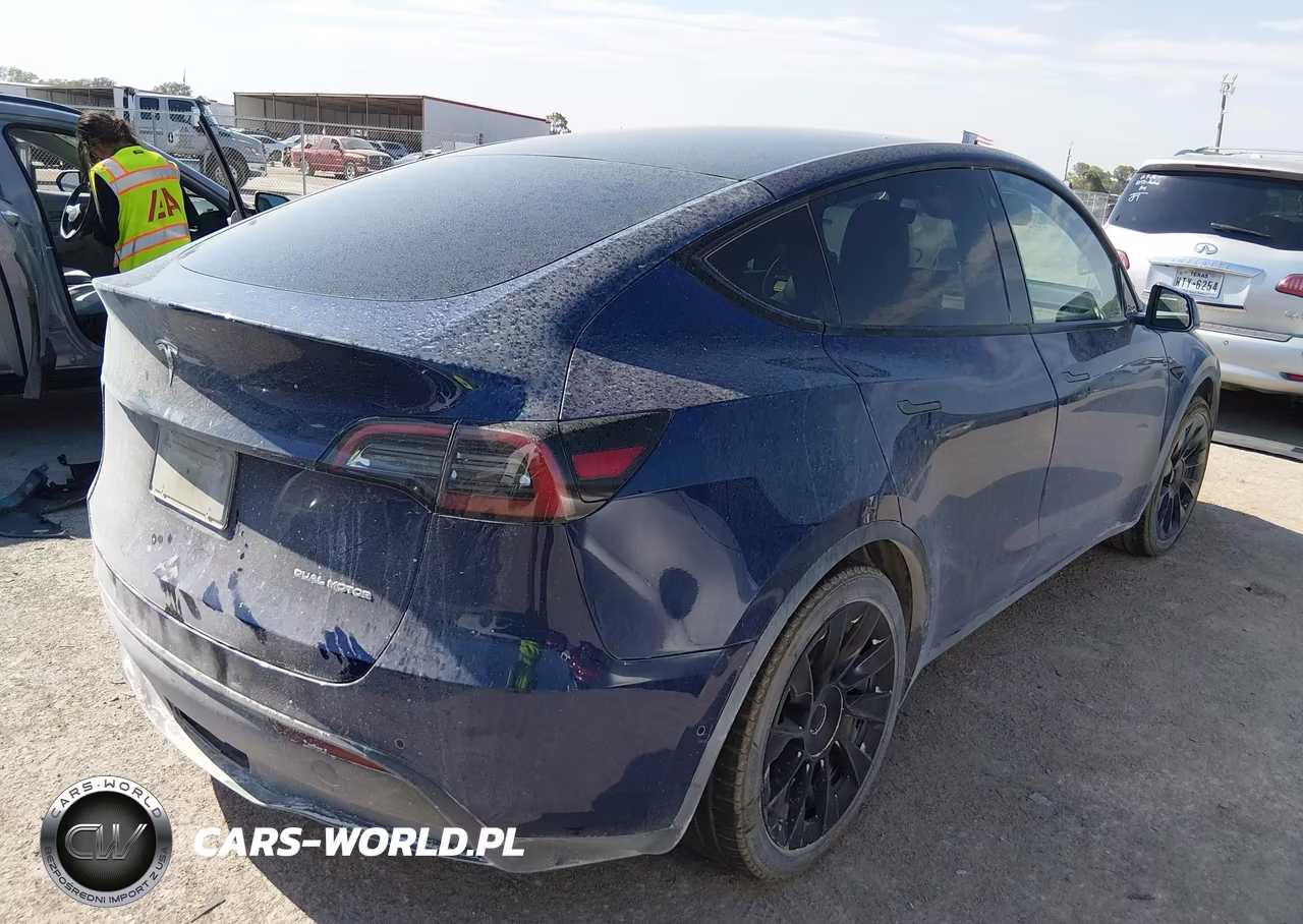 2021 Tesla Model Y Long Range Dual Motor All-Wheel Drive VIN:5YJYGDEE1MF061794 - 4