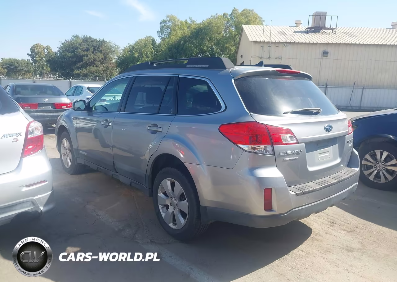 2011 Subaru Outback 2.5I Premium VIN:4S4BRBFC4B3344536 - 4