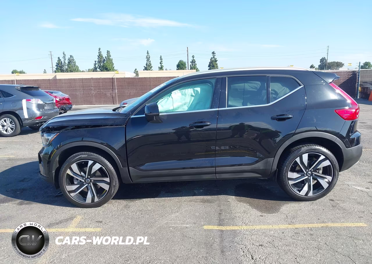 2023 Volvo Xc40 B5 Plus Bright Theme VIN:YV4L12UN0P2938975 - 14