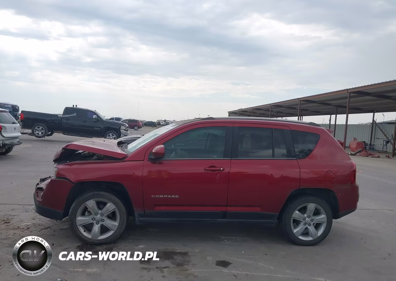 2014 Jeep Compass Latitude VIN:1C4NJCEB1ED660272 - 14