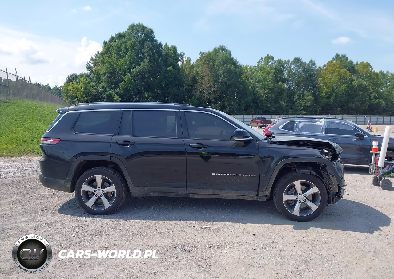 2021 Jeep Grand Cherokee L Limited 4X4 VIN:1C4RJKBG2M8109464 - 13
