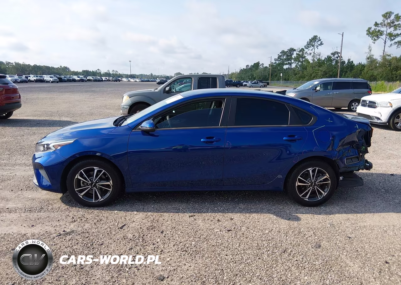 2022 Kia Forte Lxs VIN:3KPF24AD7NE433696 - 14