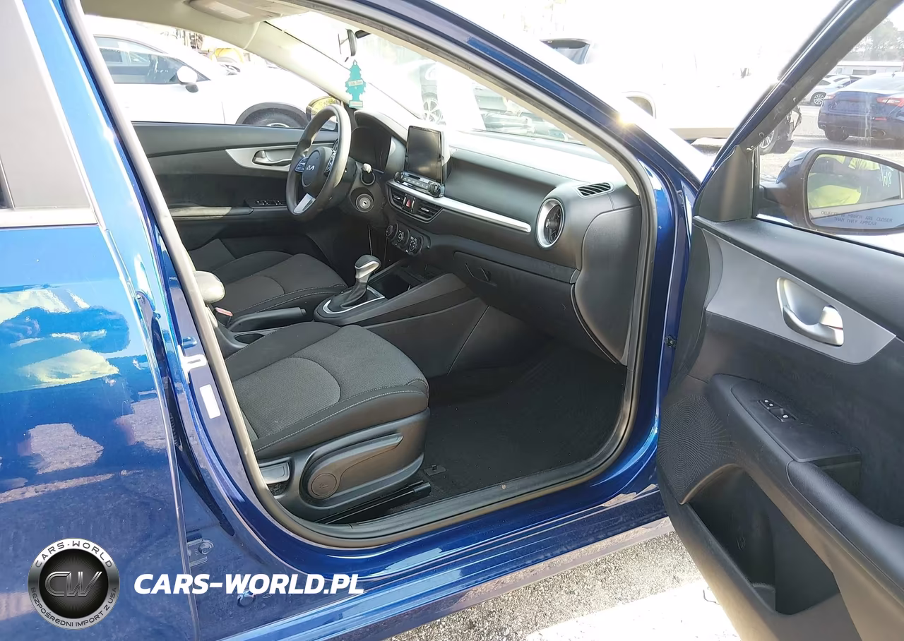2022 Kia Forte Lxs VIN:3KPF24AD7NE433696 - 5