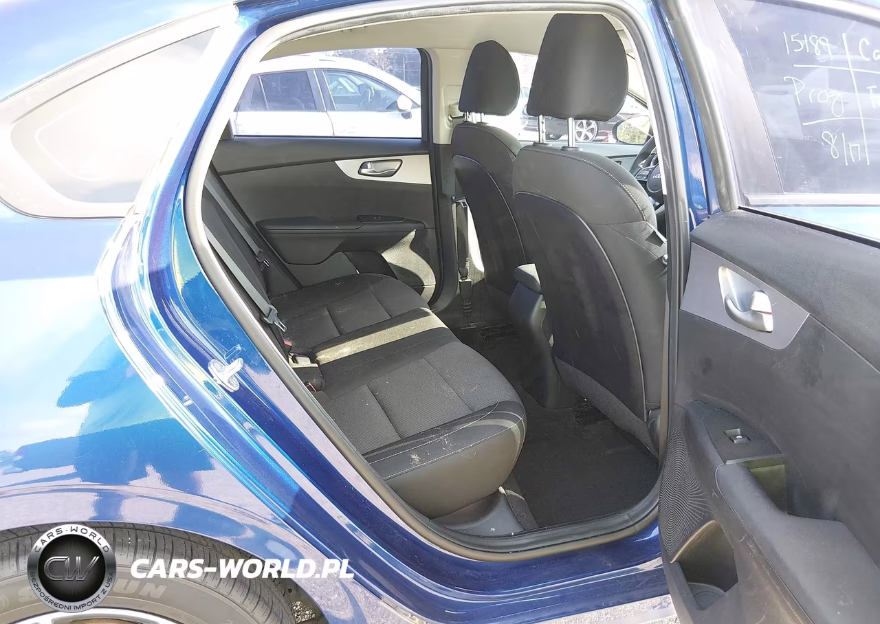 2022 Kia Forte Lxs VIN:3KPF24AD7NE433696 - 8