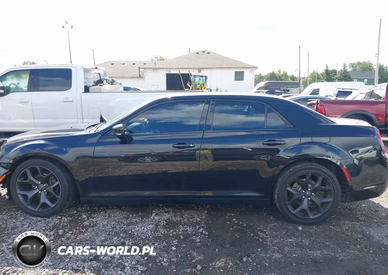 2021 Chrysler 300 300S VIN:2C3CCABG5MH529244 - 14
