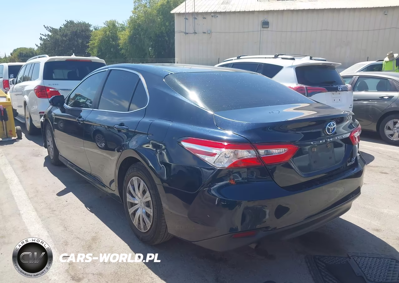 2018 Toyota Camry Hybrid Le VIN:4T1B31HKXJU507795 - 15