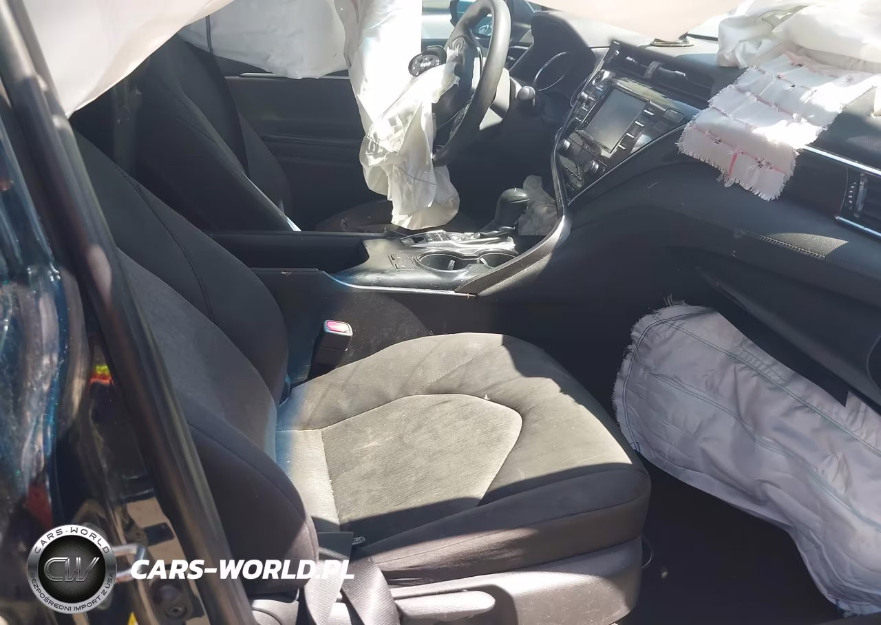 2018 Toyota Camry Hybrid Le VIN:4T1B31HKXJU507795 - 5