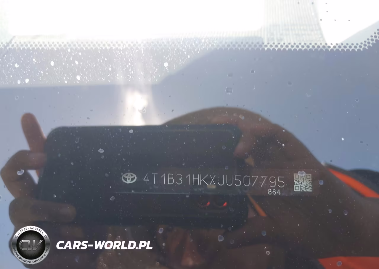 2018 Toyota Camry Hybrid Le VIN:4T1B31HKXJU507795 - 9