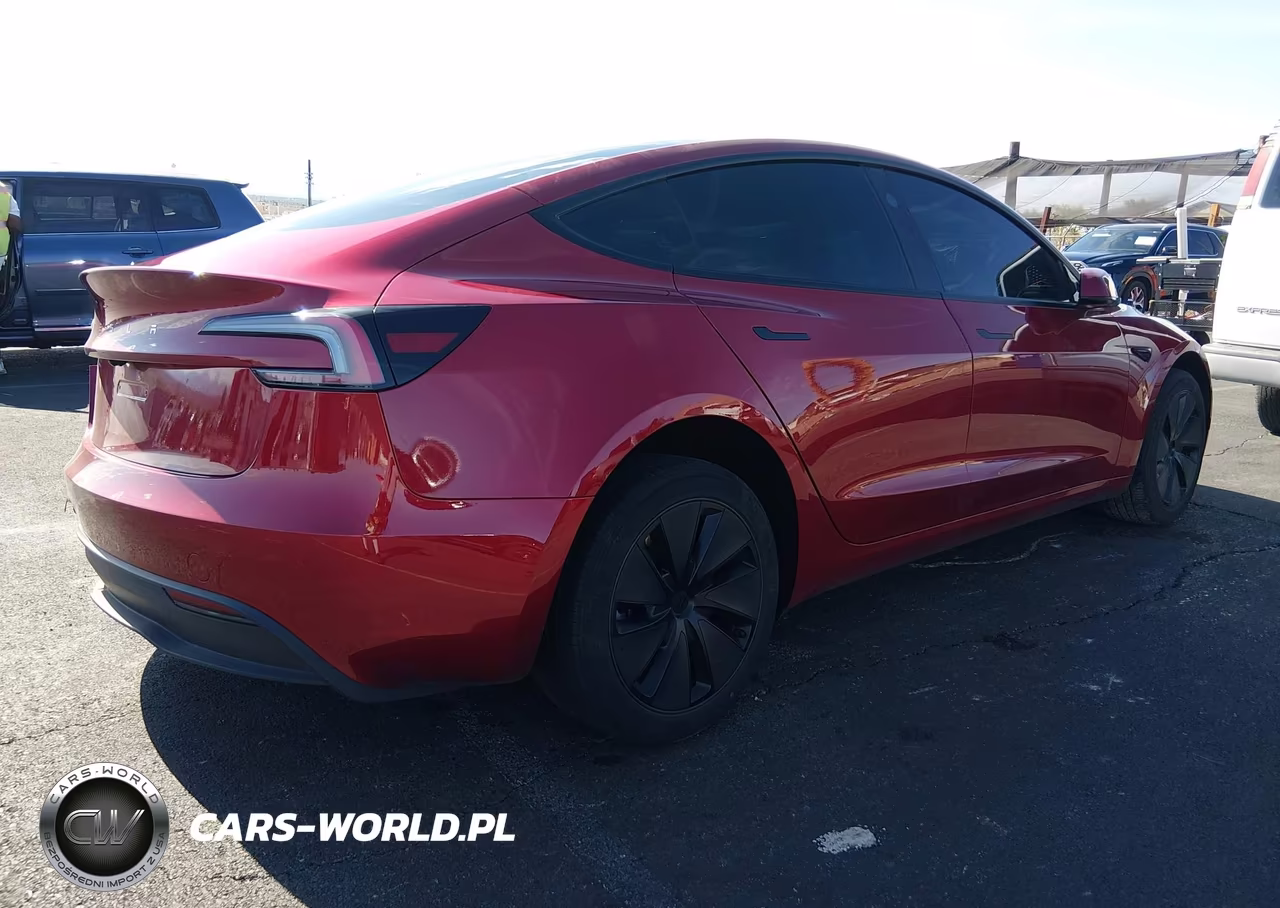 2024 Tesla Model 3 VIN:5YJ3E1EA4RF738193 - 4