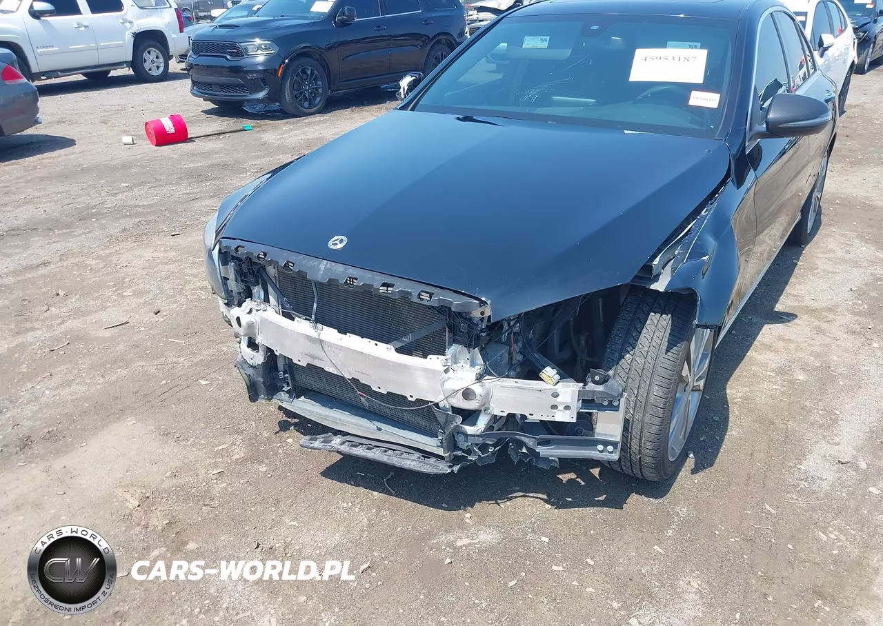 2018 Mercedes-Benz C 300 VIN:55SWF4JB7JU246741 - 6