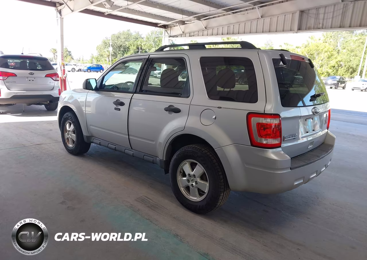 2011 Ford Escape Xlt VIN:1FMCU9D7XBKC12419 - 3