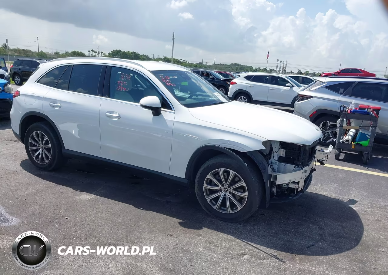 2023 Mercedes-Benz Glc 300 Suv VIN:W1NKM4GB8PF030956 - 1