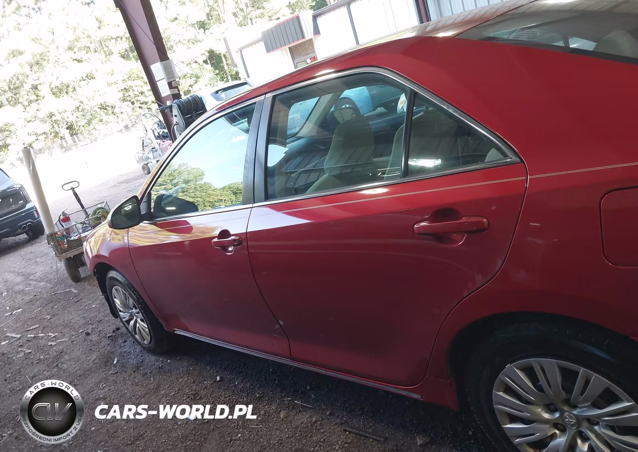 2013 Toyota Camry Le VIN:4T4BF1FKXDR286476 - 15