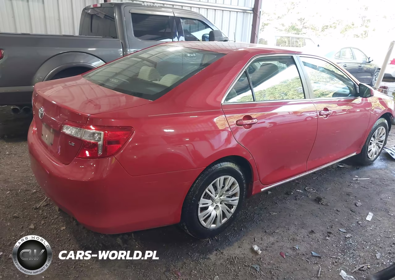 2013 Toyota Camry Le VIN:4T4BF1FKXDR286476 - 4