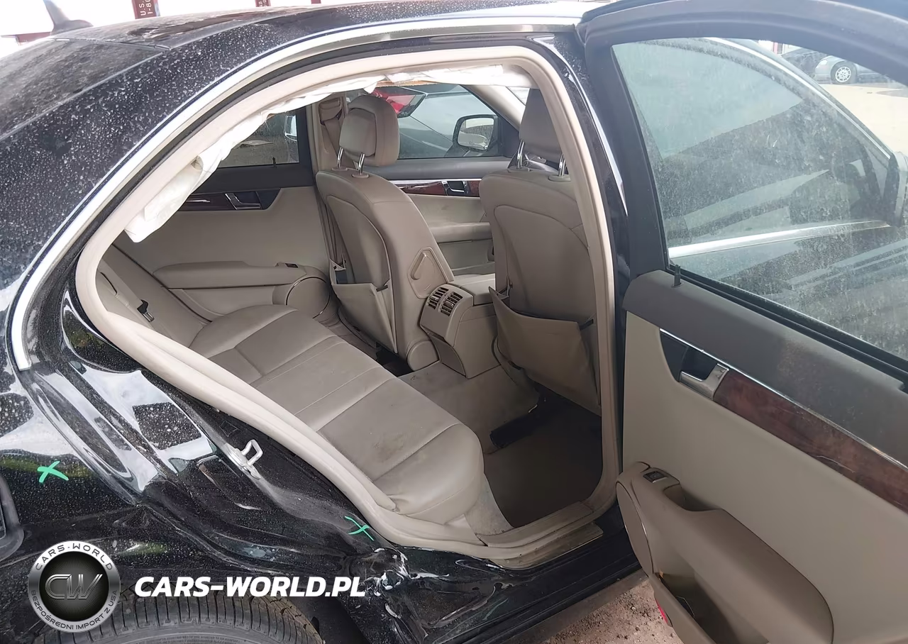 2009 Mercedes-Benz C-Class 3.0L Luxury VIN:WDDGF54X89R070491 - 8