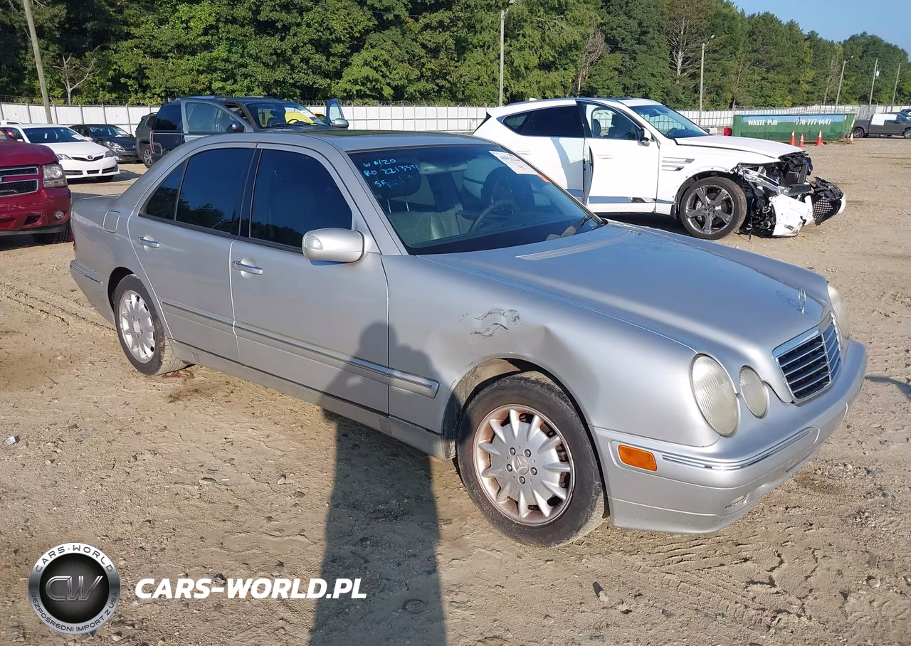 2000 Mercedes-Benz E 320