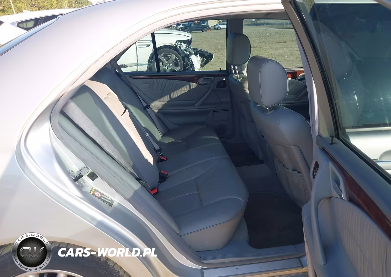 2000 Mercedes-Benz E 320 VIN:WDBJF65J3YB162954 - 8