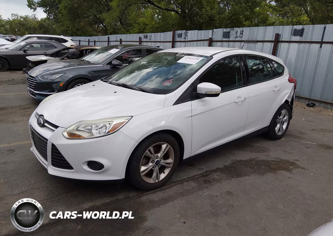 2014 Ford Focus Se VIN:1FADP3K27EL163768 - 2