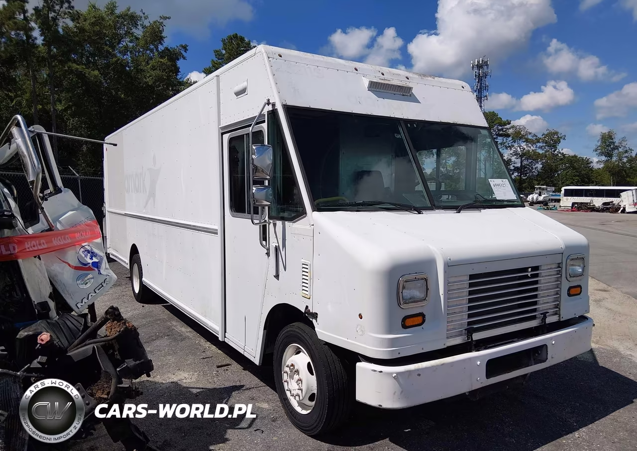 2013 Ford F-59 Commercial Stripped