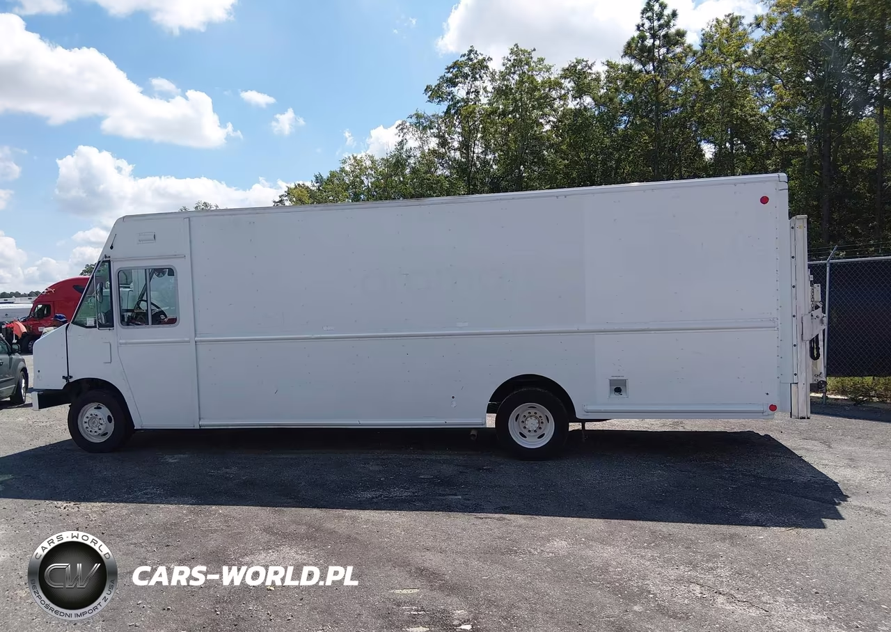 2013 Ford F-59 Commercial Stripped VIN:1F66F5KY1D0A13311 - 14