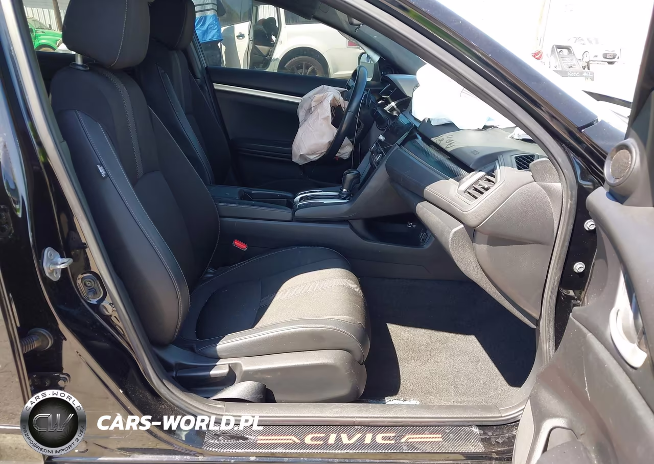 2019 Honda Civic Sport VIN:2HGFC2F82KH541125 - 5