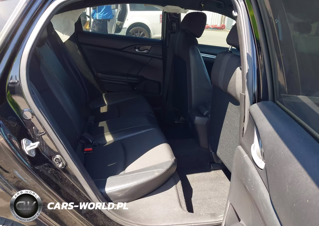 2019 Honda Civic Sport VIN:2HGFC2F82KH541125 - 8