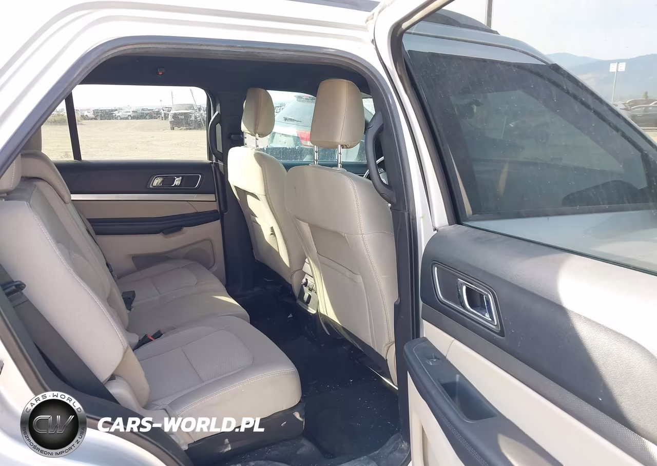 2019 Ford Explorer Xlt VIN:1FM5K8D82KGA92278 - 8