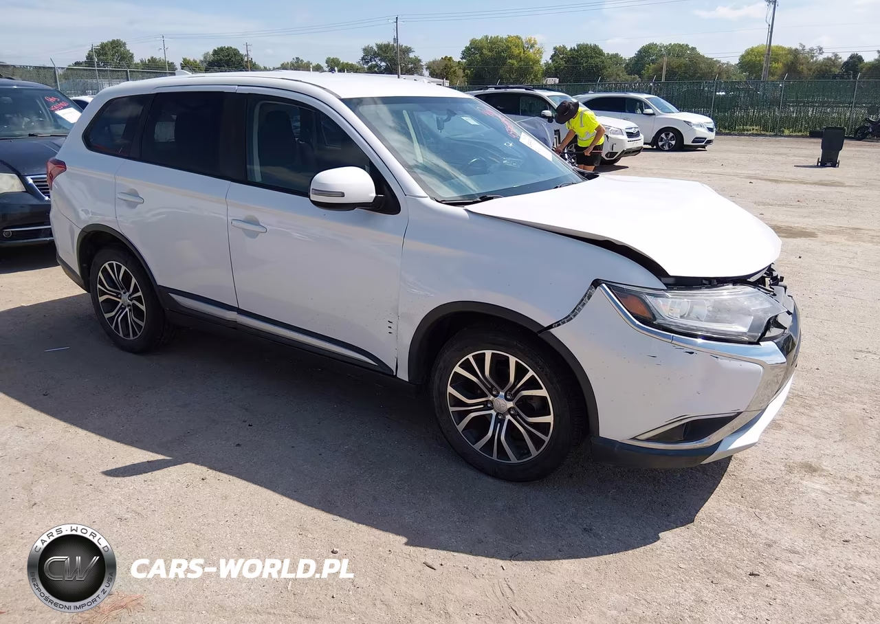 2017 Mitsubishi Outlander Se – zdjęcie 1 z 16