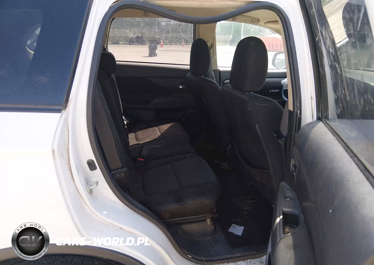 2017 Mitsubishi Outlander Se VIN:JA4AD3A39HZ028352 - 8