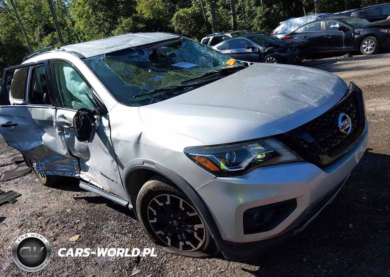 2019 Nissan Pathfinder Sv