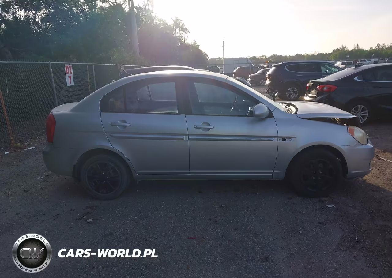 2008 Hyundai Accent Gls VIN:KMHCN46C78U217701 - 13
