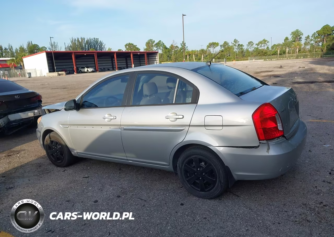 2008 Hyundai Accent Gls VIN:KMHCN46C78U217701 - 3