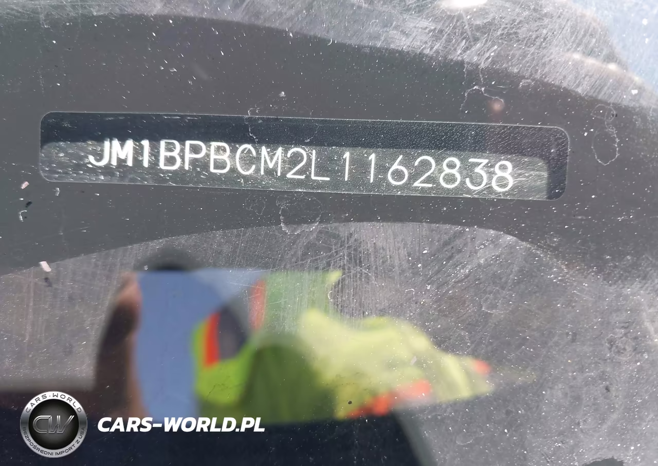 2020 Mazda Mazda3 Select Package VIN:JM1BPBCM2L1162838 - 9