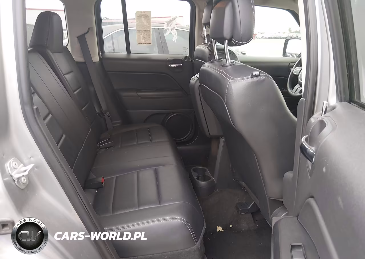 2017 Jeep Patriot High Altitude VIN:1C4NJPFA0HD157463 - 8