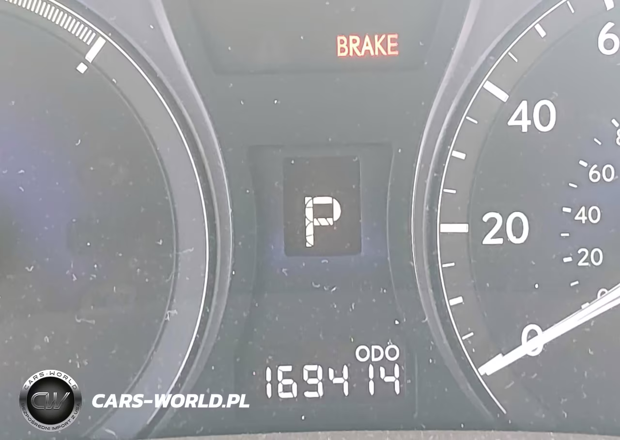 2010 Lexus Rx 450H VIN:JTJZB1BA4A2000812 - 16