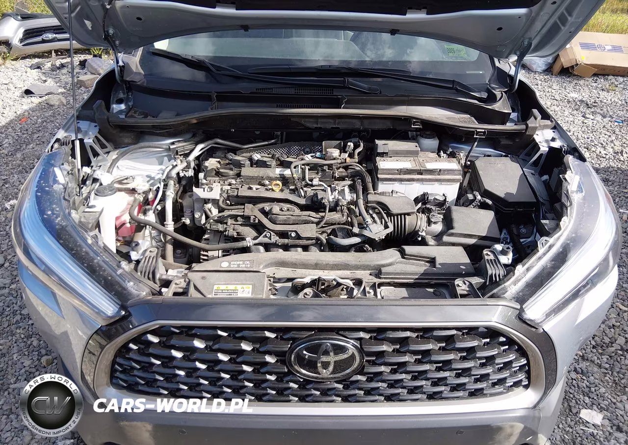 2023 Toyota Corolla Cross Xle VIN:7MUDAABG4PV070578 - 10
