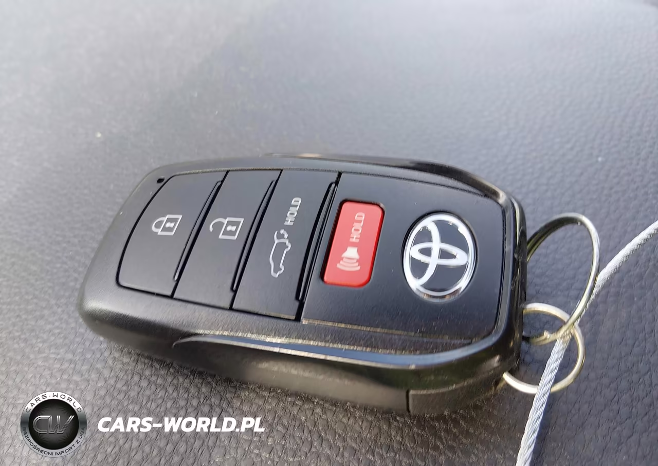 2023 Toyota Corolla Cross Xle VIN:7MUDAABG4PV070578 - 11