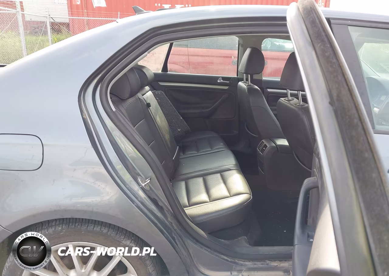2008 Volkswagen Jetta Wolfsburg Edition VIN:3VWRJ71KX8M182373 - 8