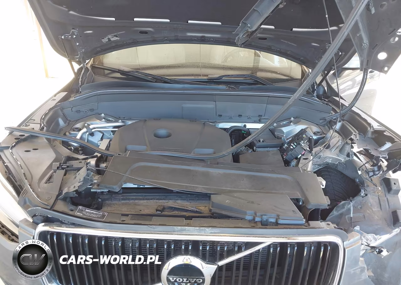 2018 Volvo Xc90 T5 Momentum VIN:YV4102PK8J1344448 - 10