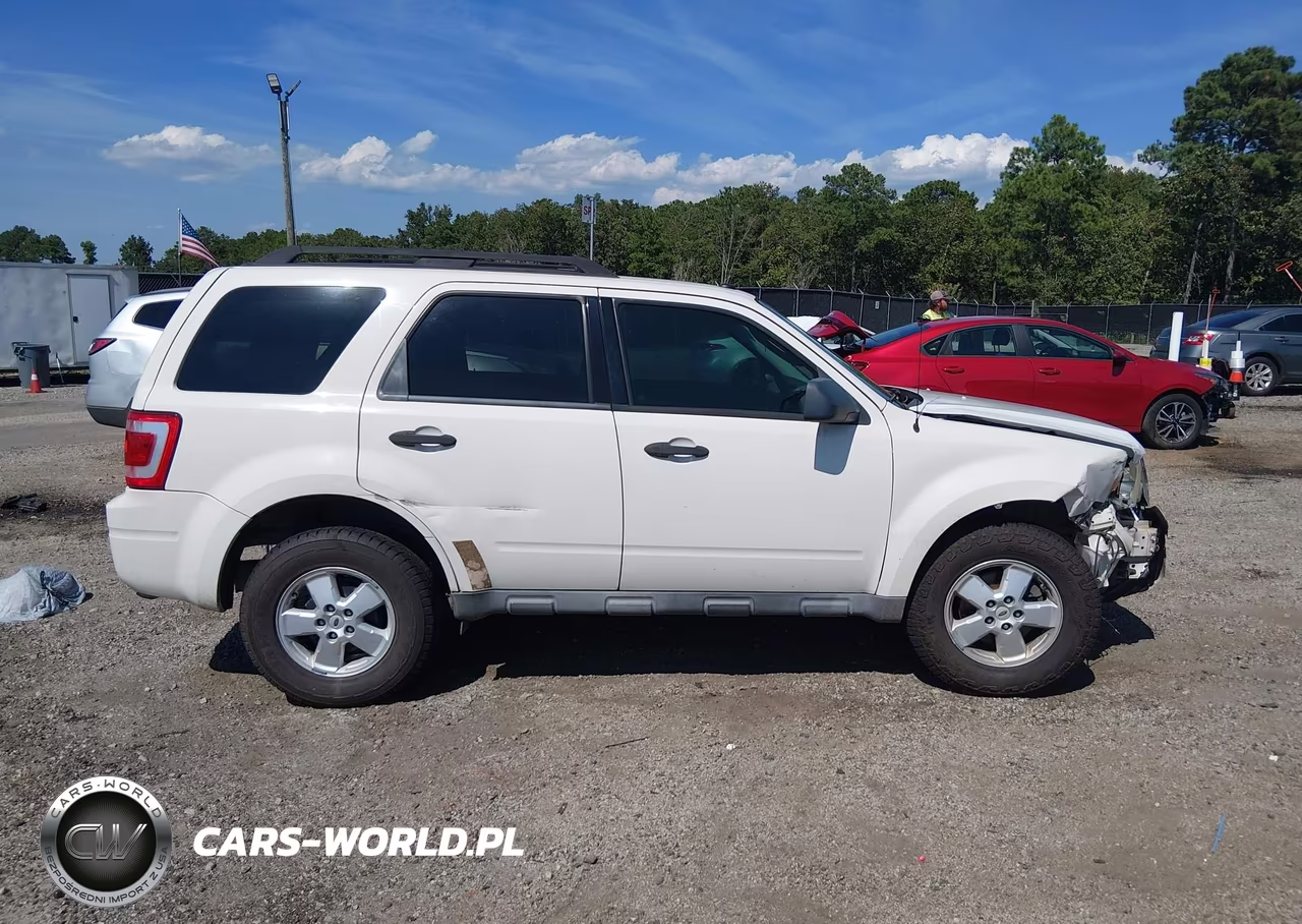 2010 Ford Escape Xlt VIN:1FMCU0D72AKA93114 - 13