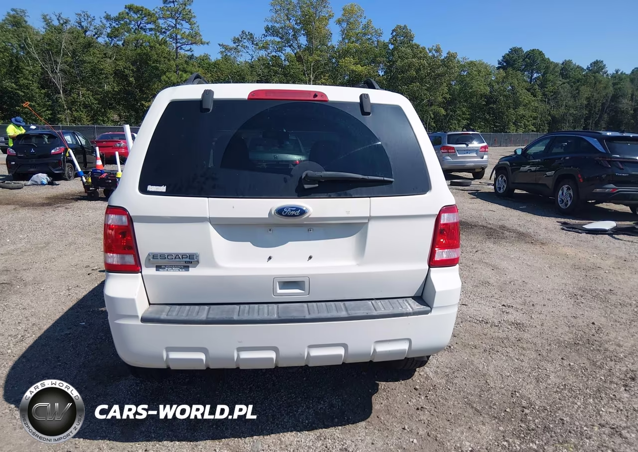2010 Ford Escape Xlt VIN:1FMCU0D72AKA93114 - 16