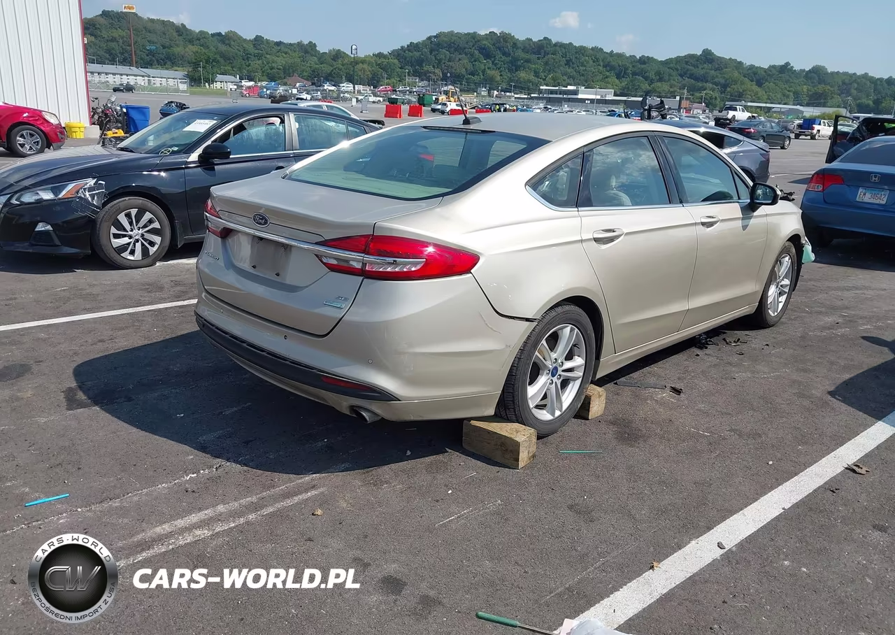 2018 Ford Fusion Se VIN:3FA6P0HD1JR131006 - 4