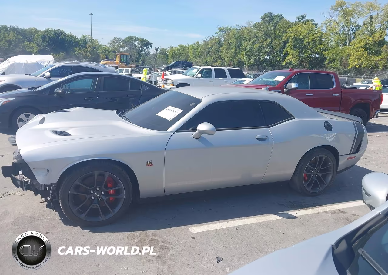 2021 Dodge Challenger R-T Scat Pack VIN:2C3CDZFJXMH673731 - 15
