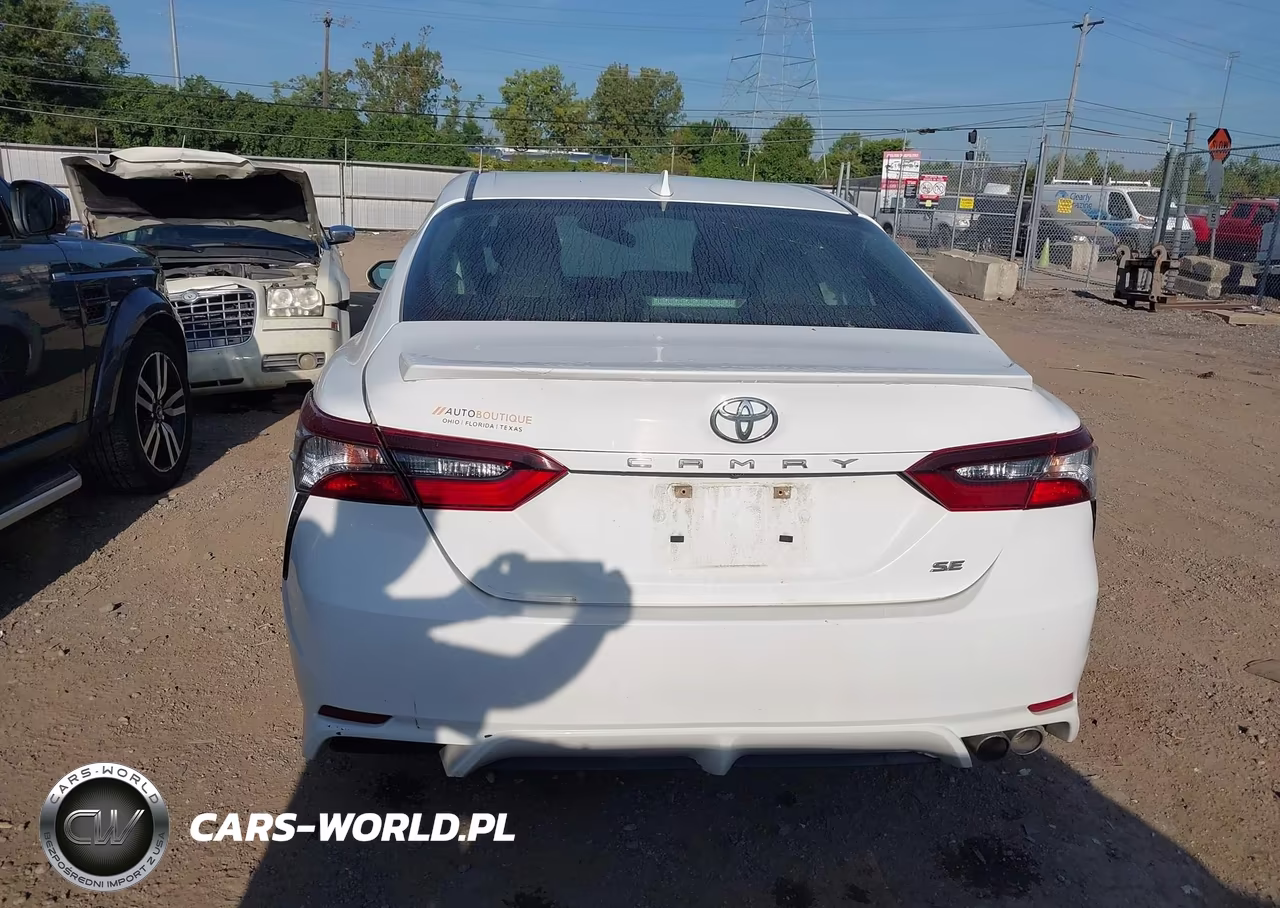 2021 Toyota Camry Se VIN:4T1G11AK8MU445842 - 17