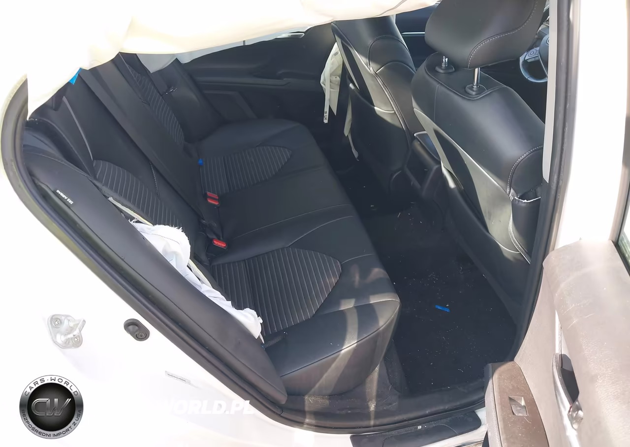 2021 Toyota Camry Se VIN:4T1G11AK8MU445842 - 8