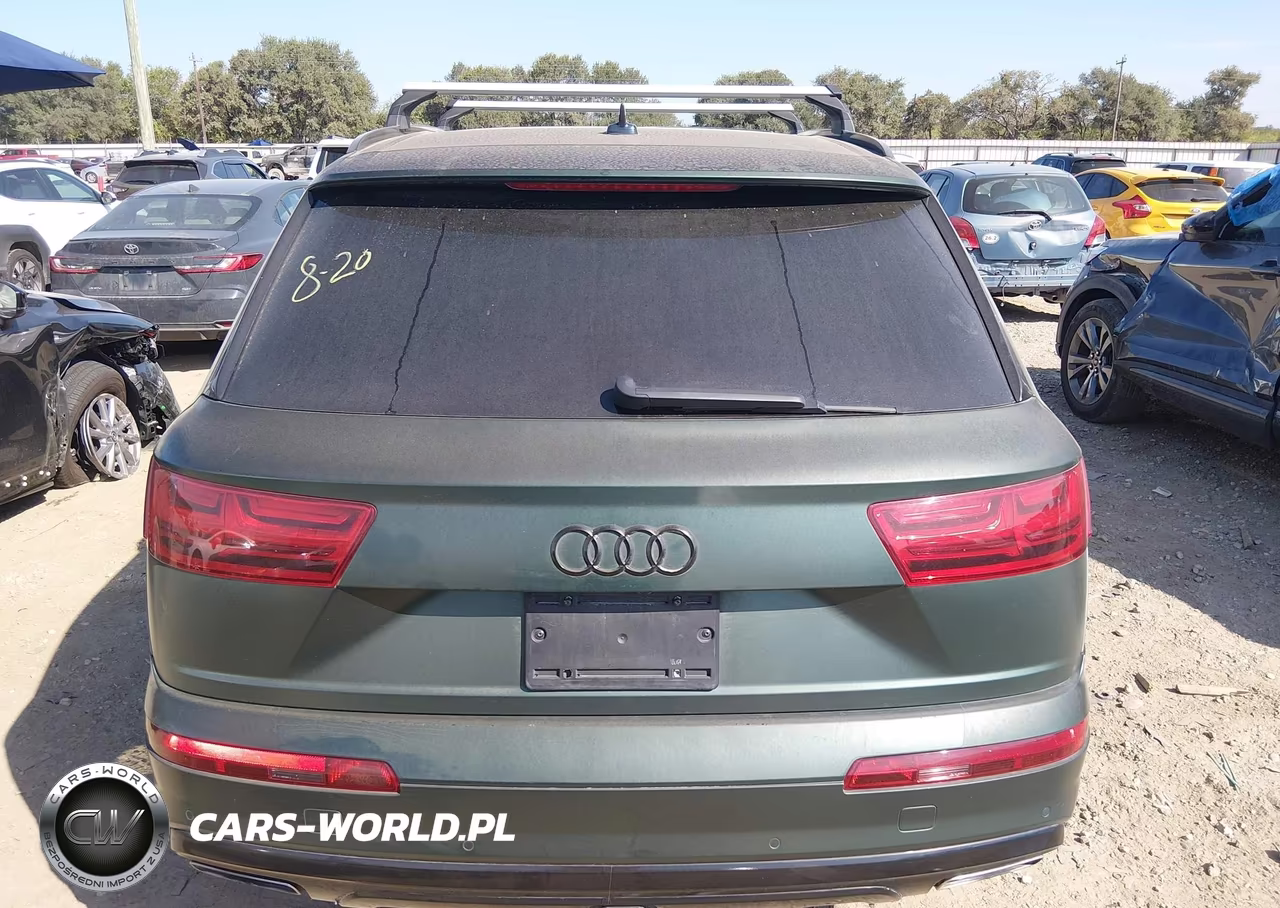 2018 Audi Q7 Prestige VIN:WA1VAAF70JD000226 - 16