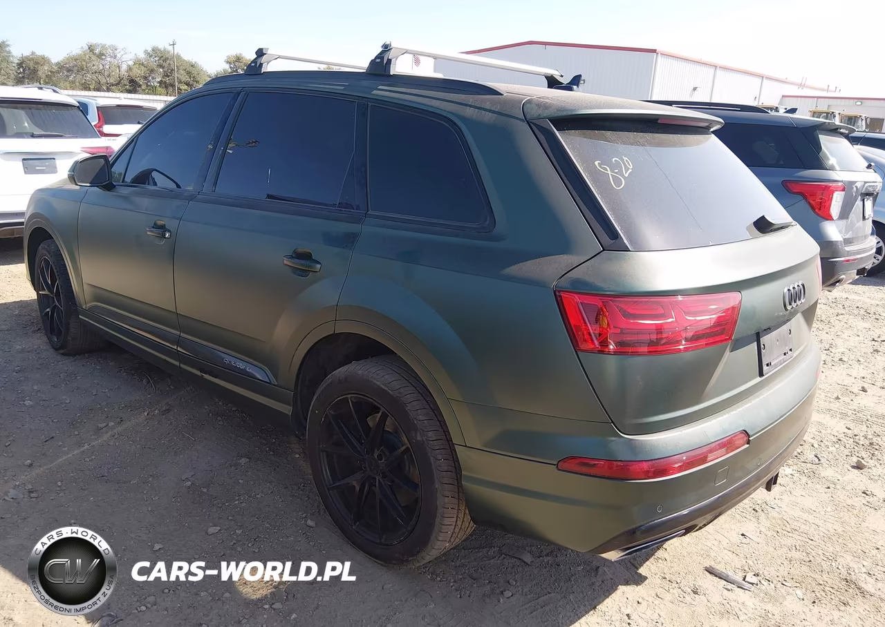 2018 Audi Q7 Prestige VIN:WA1VAAF70JD000226 - 3