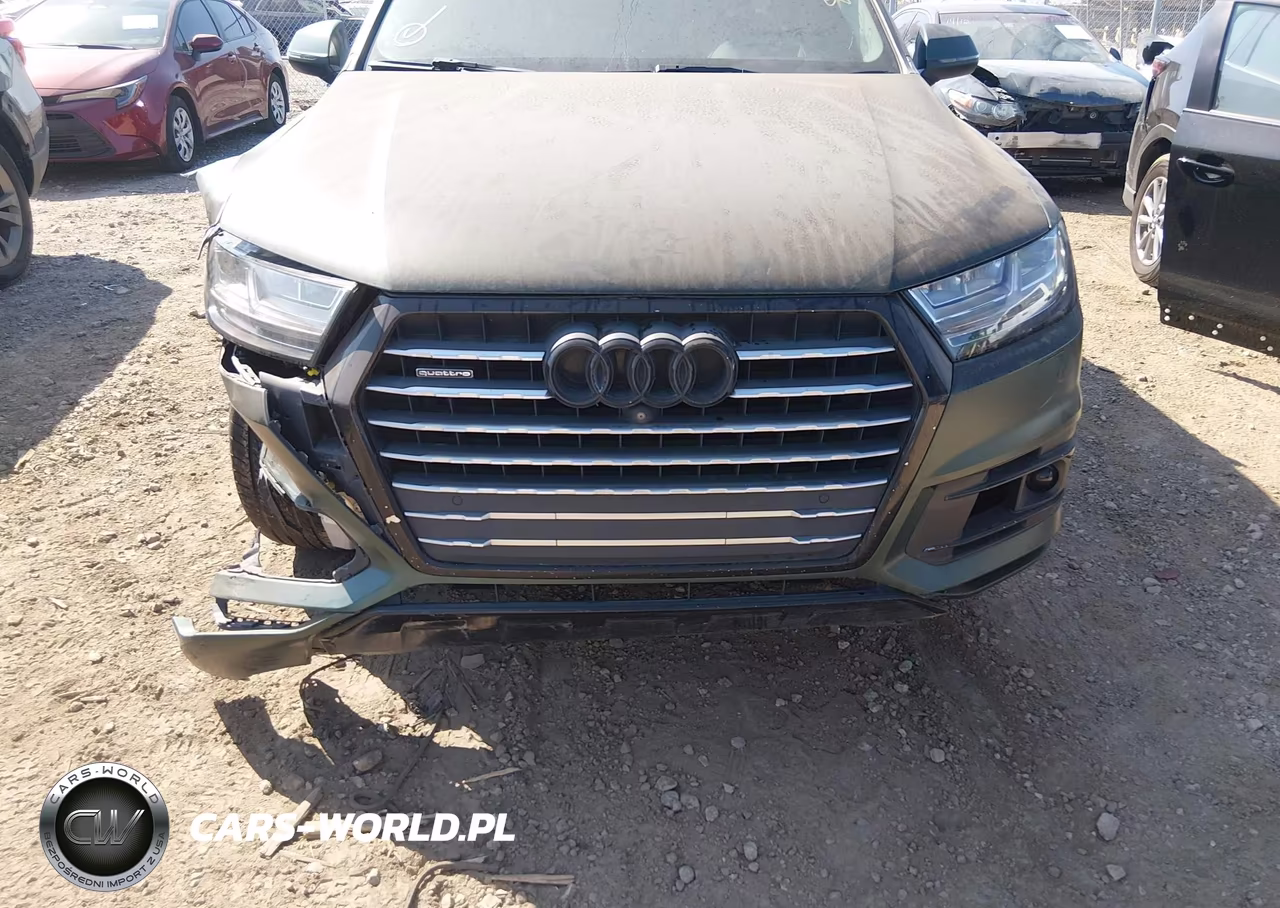2018 Audi Q7 Prestige VIN:WA1VAAF70JD000226 - 6