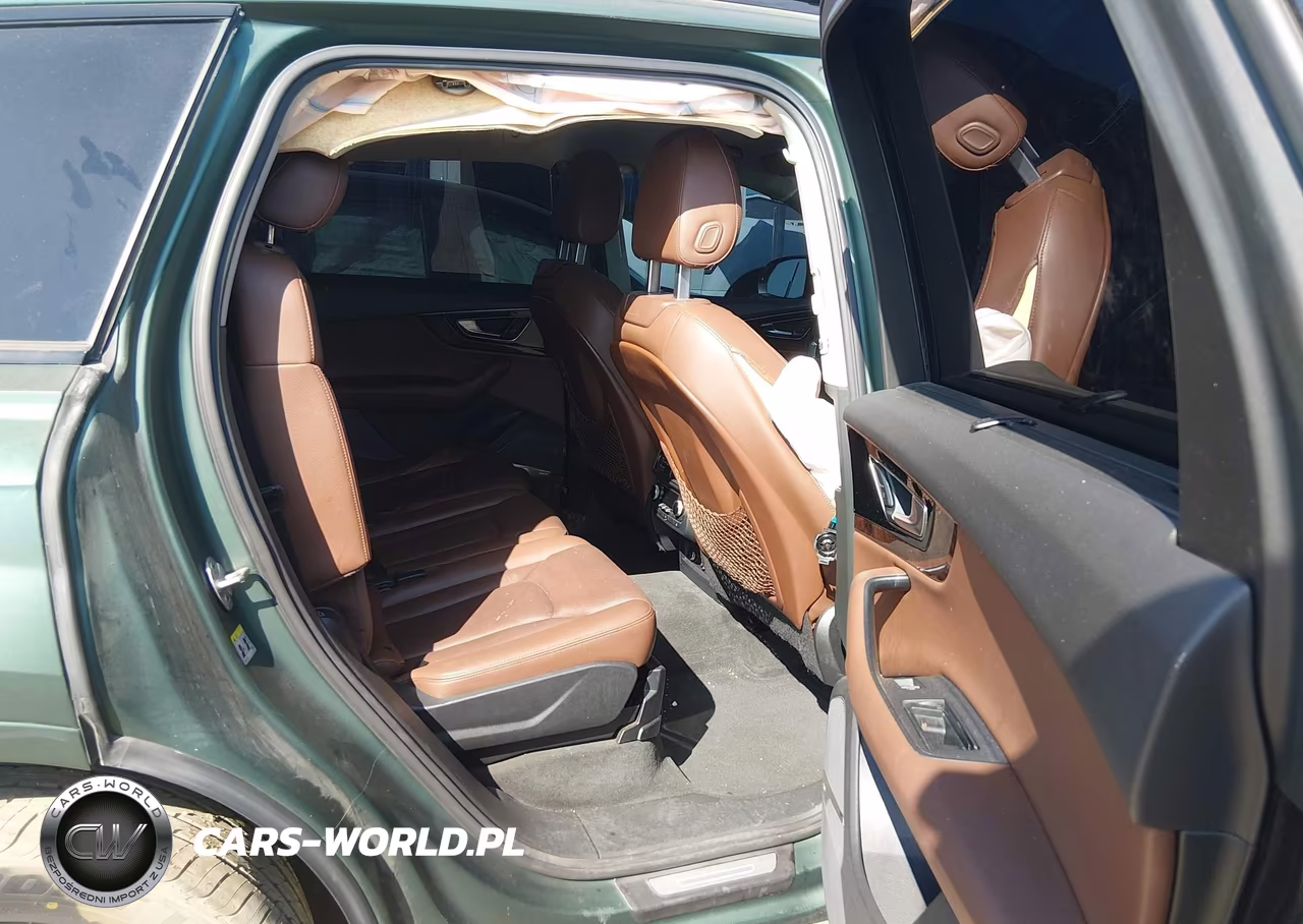 2018 Audi Q7 Prestige VIN:WA1VAAF70JD000226 - 8
